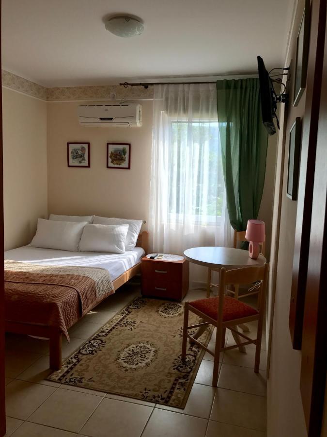 تْشيرسيك نوفي Villa Alla Bed And Breakfast المظهر الخارجي الصورة
