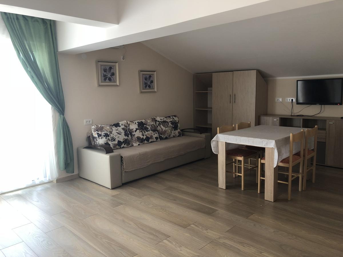 تْشيرسيك نوفي Villa Alla Bed And Breakfast المظهر الخارجي الصورة